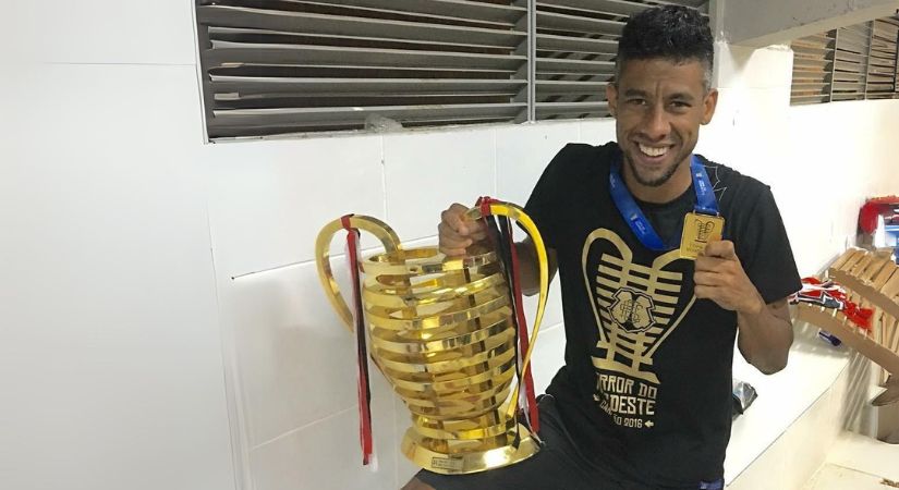 Troféu Copa Nordeste - Troféu em alumínio fundido e banho de ouro